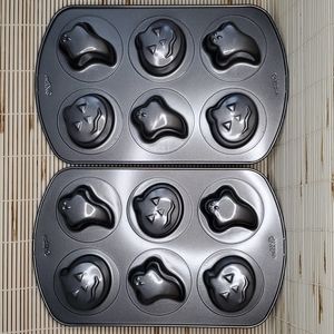 2 - Wilton Halloween Mini Cakes Pan 2105-1540 3 Ghosts 3 Pumpkins Non-Stick